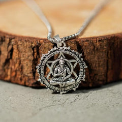 Shree Yantra with Hanuman Raksha Pendant with Chain